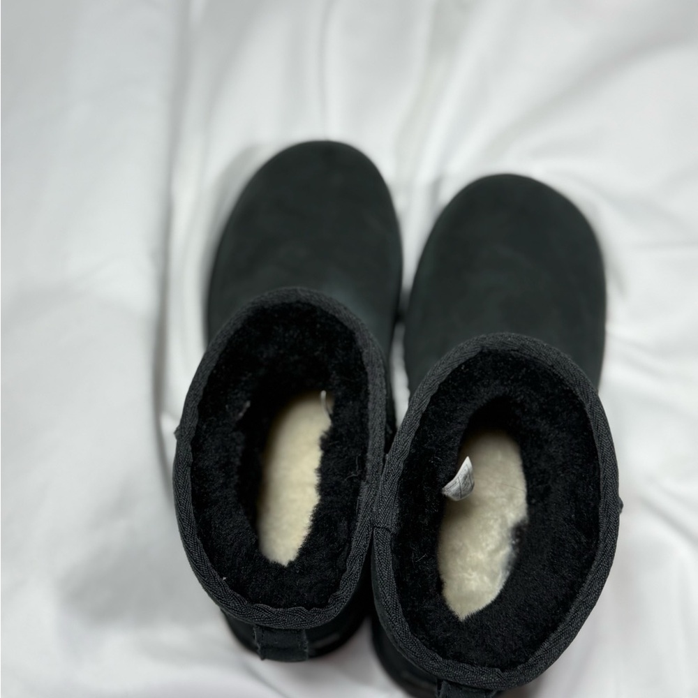 Ugg - image 5